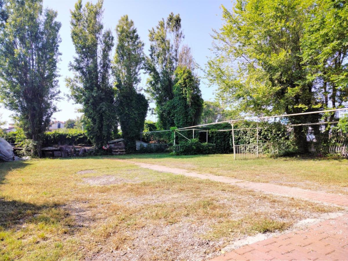 Hotel De Amicis Riccione Eksteriør billede