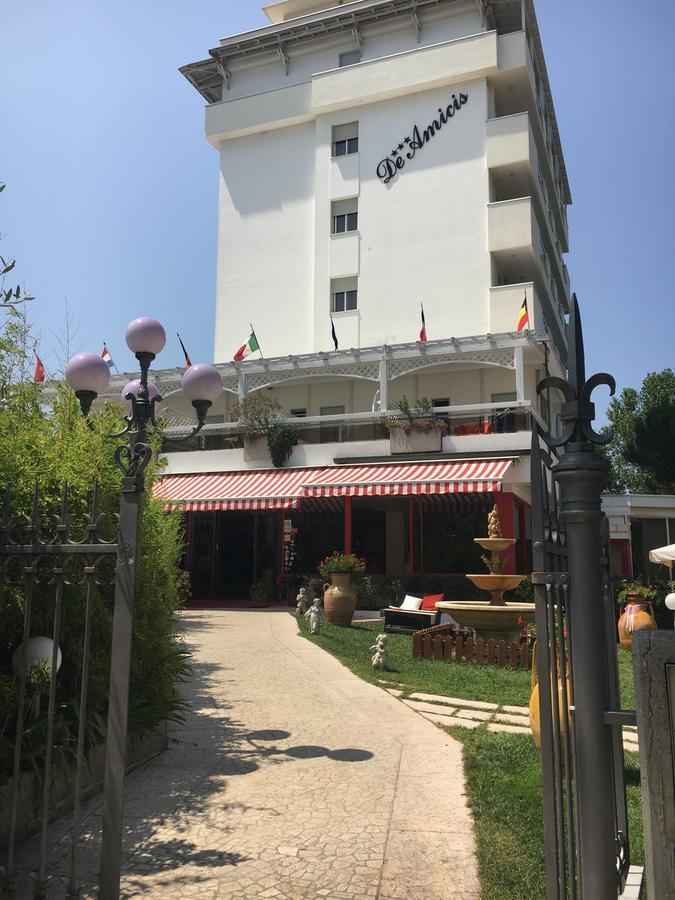 Hotel De Amicis Riccione Eksteriør billede