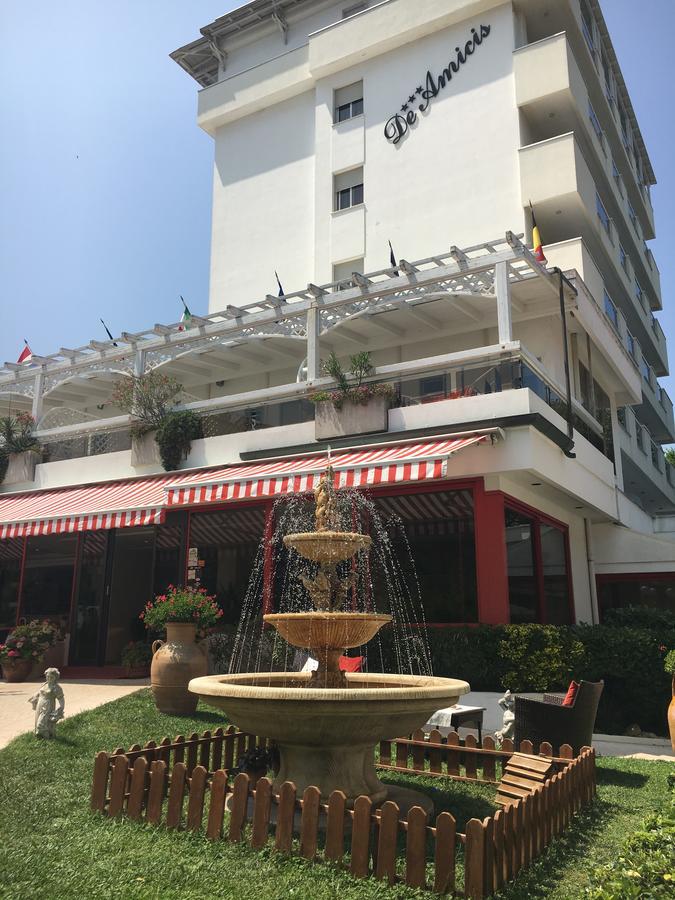 Hotel De Amicis Riccione Eksteriør billede